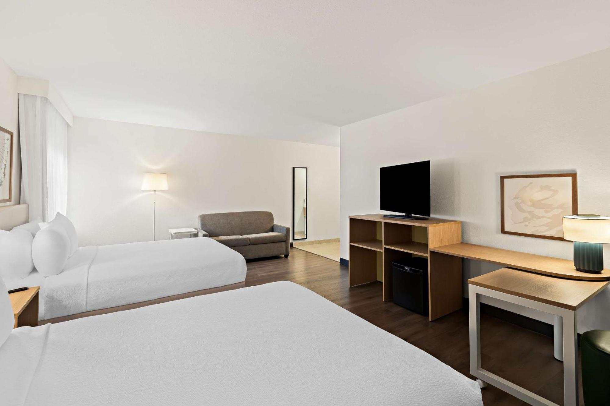 Spark By Hilton Wichita East Bagian luar foto